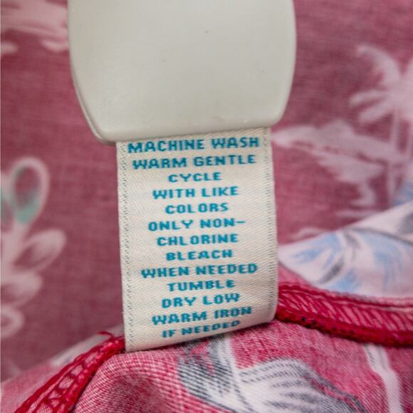 Caribbean Hawaiian Print Shirt Men's Medium Hidden Travel Pockets Red Floral - Picture 7 of 13